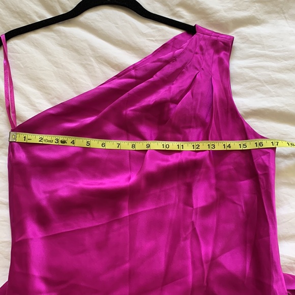 Silky fuchsia one shoulder dress with tie waist - Picture 8 of 8